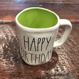 Nwt Rae  Dunn Happy Birthday mug .